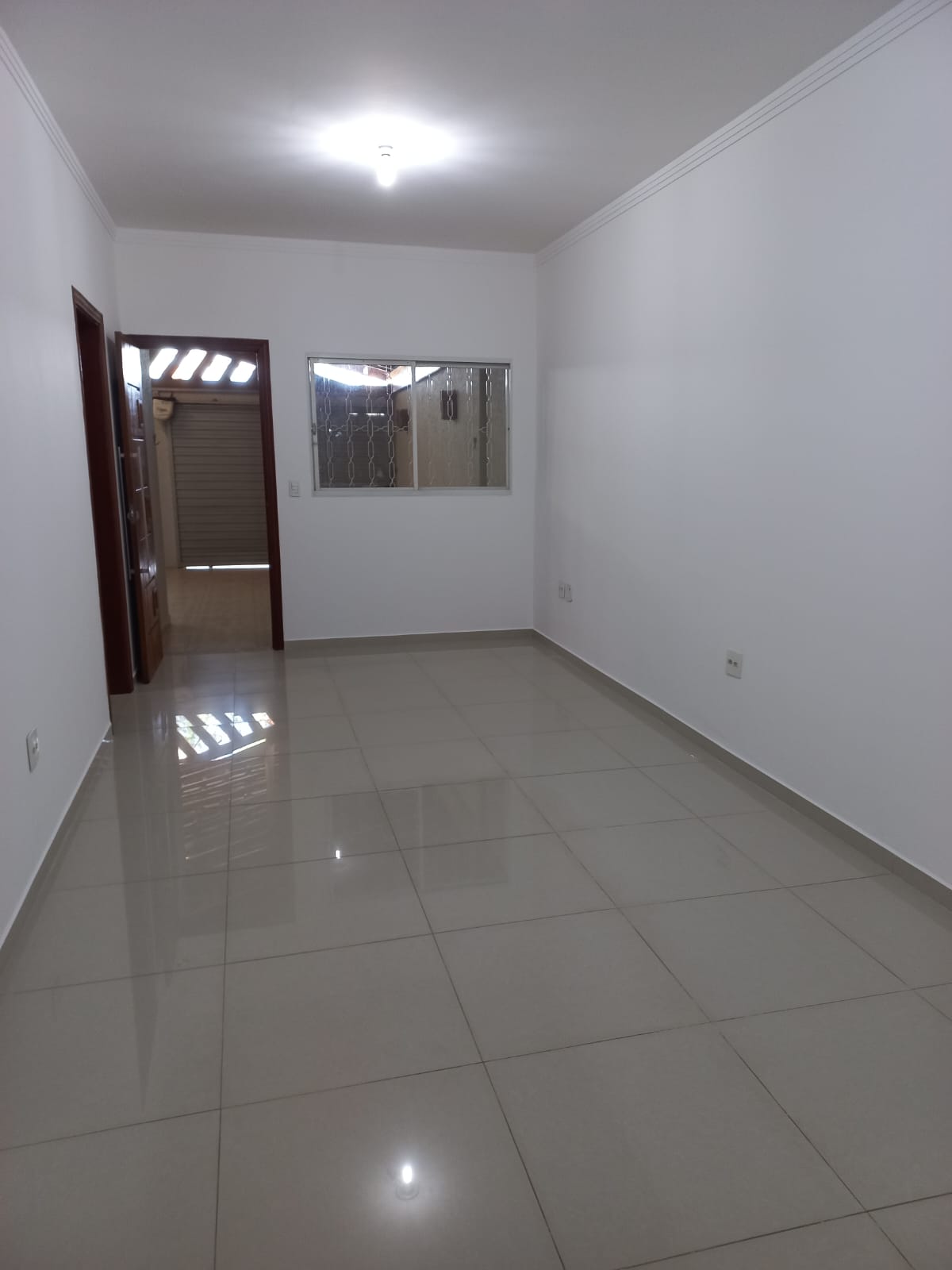 Casa 3 Dormitórios - Bairro Pompeu